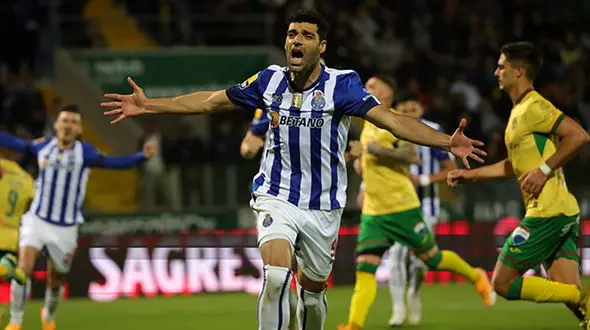 طارمی بازهم درخشید/ تقدیم گل به هم تیمی عزادار + فیلم