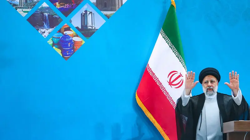 سفر رییس جمهور به همدان - سی امین سفر استانی به همدان وارد شد و با اقشار مختلف مردم و مسئولان دیدار کرد