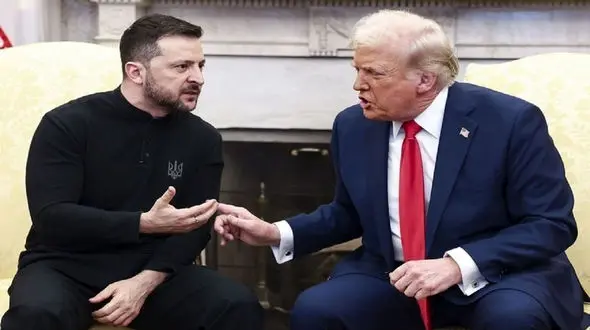  زلنسکی ۳۰۰ میلیارد دلار غرامت از روسیه می خواهد / اگر آمریکا این ضمانت را می داد یعنی وارد جنگ با مسکو می شد 