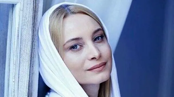 قابی از بازیگر «او یک فرشته بود» با مرضیه برومند