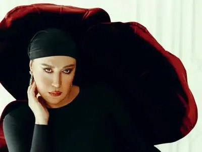 عکس ها / بازگشت نسیم ادبی به قاب مد / ترکیب قدرت و ظرافت در یک استایل هنری / همه مبهوت شدند ...