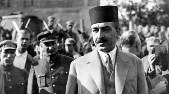 قتل پر رمز و راز نورچشمی رضاخان در زندان قصر / از اول خلقت، چنین آدم خائنی وجود نداشته است!