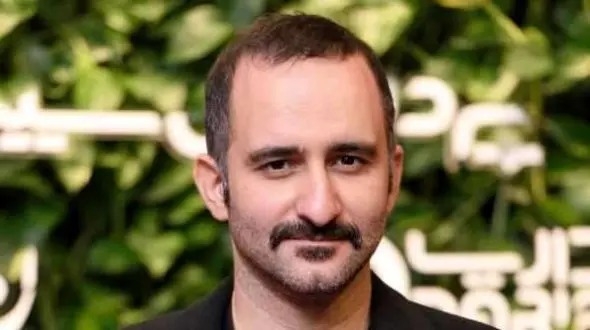 عکس/ مادر جوان و محجبه پوریا رحیمی سام، شوهر ثریا در سریال درانتهای شب/ چقدرم کم سن و سال