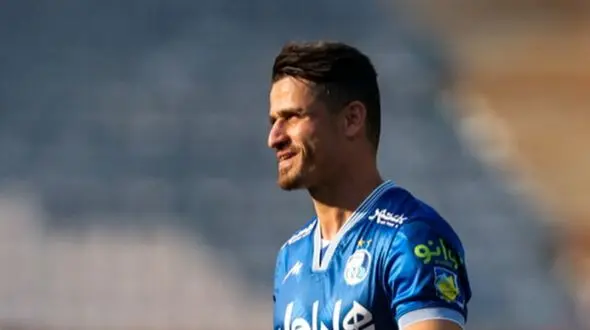 وریا غفوری به استقلال برمی گردد