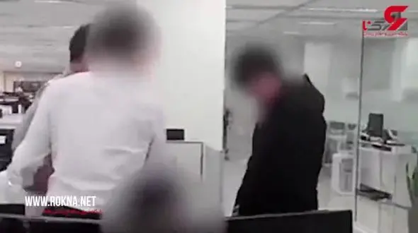 کتک کاری شدید کارمند و رئیس شرکت ! + فیلم 