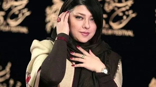 چهره دیدنی پریچهر قنبری بعد جدایی از شهاب حسینی / هرچی سنم بیشتر می شه بیشتر میفهمم که...