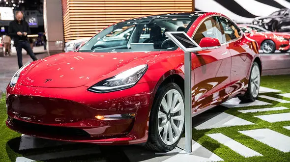 حضور تسلا مدل 3 در نمایندگی ها