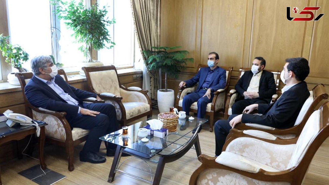 احمدی به دیدار سالاری رفت | گسترش همکاری های شهرداری رشت و سازمان تامین اجتماعی
