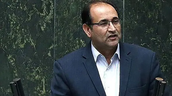 انتقادات نماینده تربت جام روی آنتن زنده؛ خود ستاد بحران یک بحران است