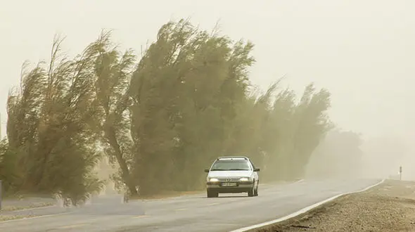 سرعت باد در زاهدان به ۷۰ کیلومتر بر ساعت رسید/ لغو قطار زاهدان- تهران