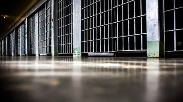 آزادی زن کاشانی پس از 17 سال زندان / او یک قاتل بود