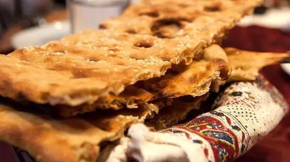 زمان اجرای طرح فروش کیلویی نان در کشور اعلام شد/ قیمت نان تغییر می‌کند؟