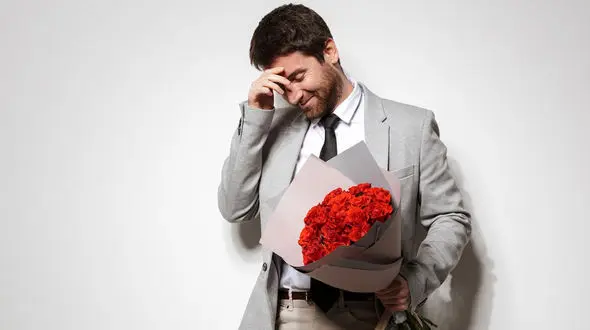 داماد 49 ساله ، عروس جوانش را از شب عقد فراموش کرد! / دختر نگون بخت در بلاتکلیفی است!