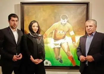 فیلم / تیپ و استایل جذاب آناهیتا درگاهی، عروس سابق علی پروین و اشکان خطیبی در اکران طهران 57 / کت و شلوار ست با روسری همرنگ با بلوز/ یک وت‌فیت تمیز، متعادل و چشم‌گیر