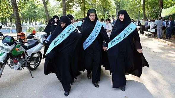 عکس جدیدترین شکل گشت ارشاد در تهران ! / روش برخورد با بدحجابی چیست ؟!