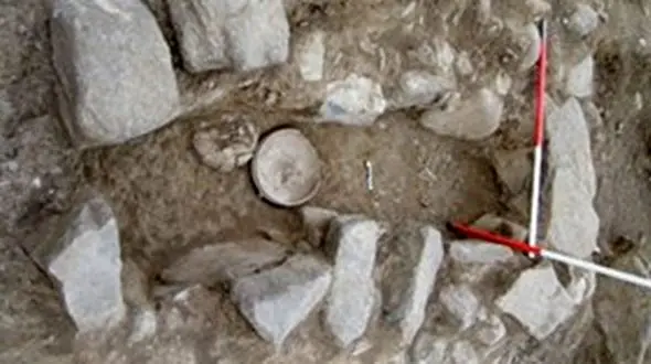 شناسایی و کشف گور متعلق به عصر آهن در اردبیل