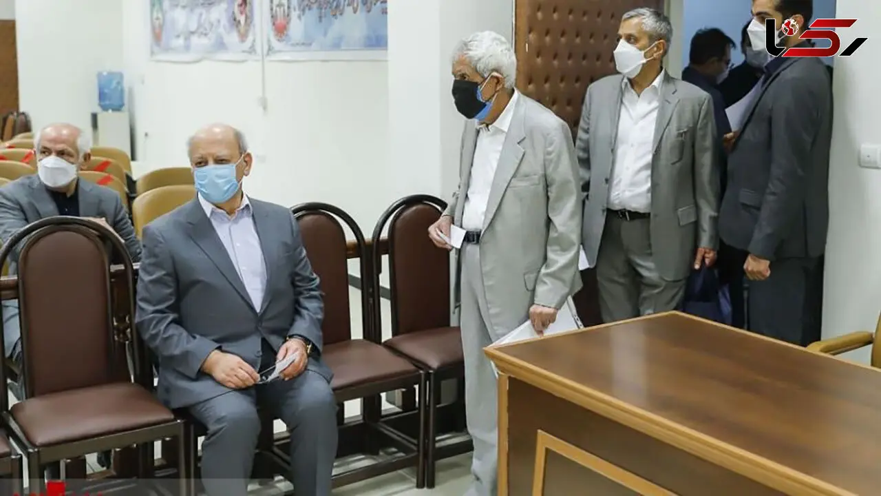 رستمی‌صفا  ابربدهکار دانه درشت بانکی روانه زندان شد / تخلفات کلان ریالی و ارزی گروه رستمی‌صفا