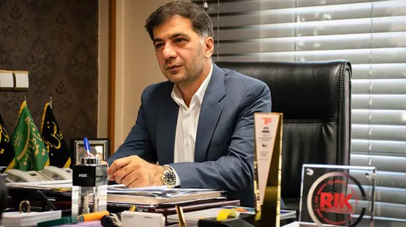 عضو هیات مدیره باشگاه استقلال: آجورلو در جذب بازیکن و قرارداد ساپینتو اختیار تام داشت/ پیشنهاد برای خرید تیم دارم اما در خدمت استقلال هستم