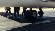 فوری / ترکیدن 2 لاستیک هواپیمای مسافربری هنگام فرود در تبریز + عکس 