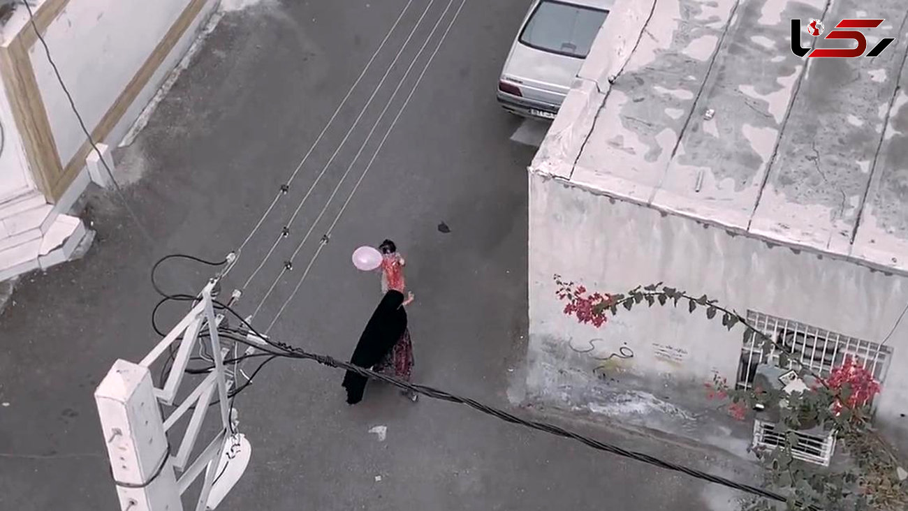 فیلم پربازدید مادر و دختر ایرانی وسط خیابان ! / فقط ببینید !
