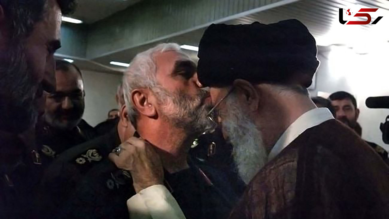 دستخط رهبری و شهید نصرالله در قرآن اهدایی به خانواده شهید همدانی منتشر شد