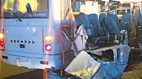 تصادف مینی بوس 5 کشته داشت+عکس