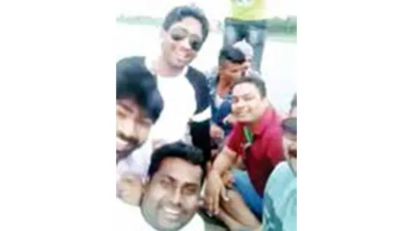 سلفی مرگ 8جوان + عکس