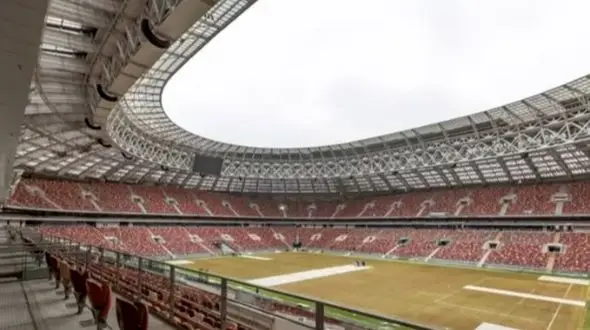 ۱۰ ورزشگاه از دل تاریخ فوتبال که تخریب شدند! + عکس