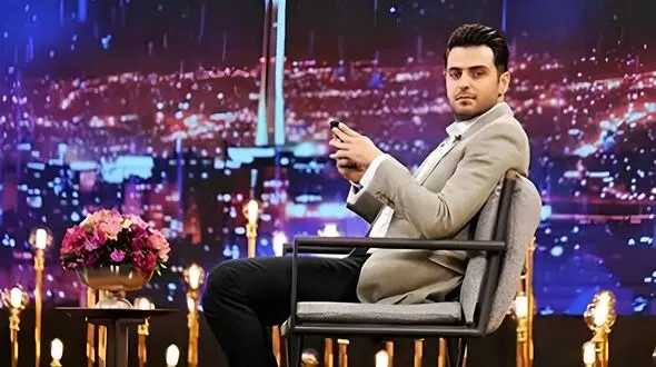 علی ضیا چند ساله شد؟ بیوگرافی مجری «ویتامین ۳» در روز تولدش