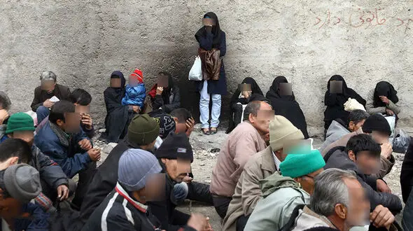 ۴۳ خرده فروش و معتاد متجاهر در دام پلیس نیشابور