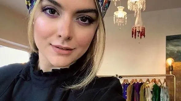 خودروی لاکچری دنیا مدنی بازیگر سینما+عکس