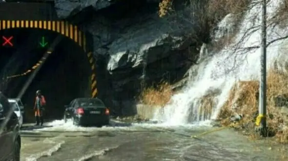 سیل  جاده چالوس را تخریب کرد! / خداراشکر جاده مسدود بود