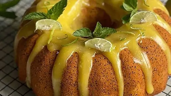 طرز تهیه کیک لیموترش؛ کیکی خوش‌ عطر، لطیف و متفاوت برای عصرانه