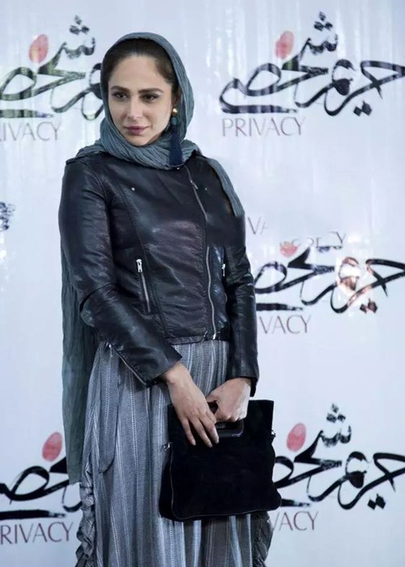 رعنا آزادی‌ور