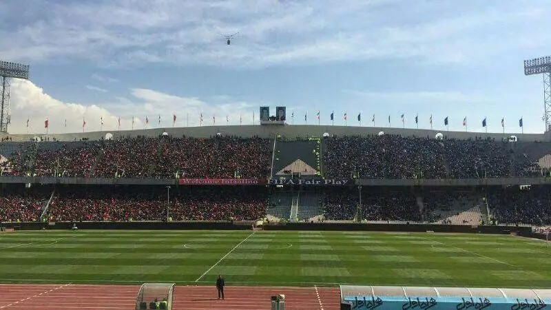 استادیوم