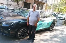 فیلم/ راننده تاکسی برقی: به خاطر نبود جایگاه شارژ از پردیس تا تهران می‌آیم/ یک قطعه خودرو  ۲۵۰ میلیون تومان برای راننده هزینه دارد/ نرخ تعمیرات تاکسی برقی شوخی‌بردار نیست