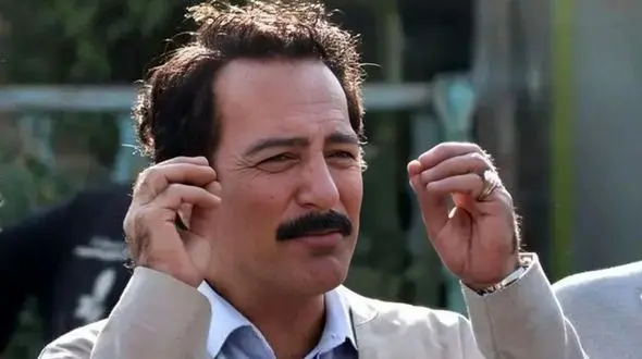  (تصاویر) تیپ و چهره «خلیل» سریال نون خ در دنیای واقعی؛ آذرنگ در 52 سالگی 