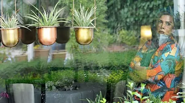 عکس تازه منتشر شده از عاطفه رضوی + عکس