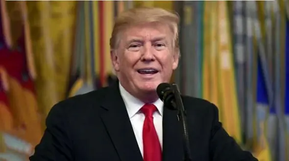 چک حق‌السکوت ترامپ به بازیگر فیلم‌های نامتعارف رو شد+ تصویر
