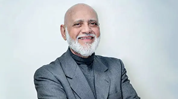 پدر علم اقتصاد انرژی ایران : کرباسیان برای وزارت اقتصاد انتخاب خوبی است