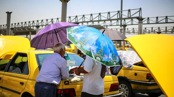 ثبت اشعه فرابنفش در شرایط خطرناک در تهران / تابش پرتو فرابنفش در کدام ساعت ها به بیشترین حد خود می رسد؟