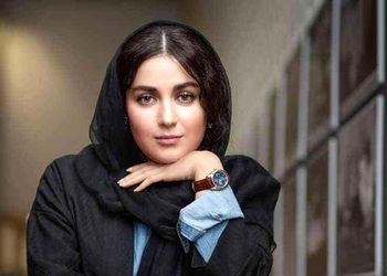 فیلمی لو رفته‌ دیدنی از تولد مختلط افسانه پاکرو ! / ببینید با کدام مرد کیک تولدش را می برد !
