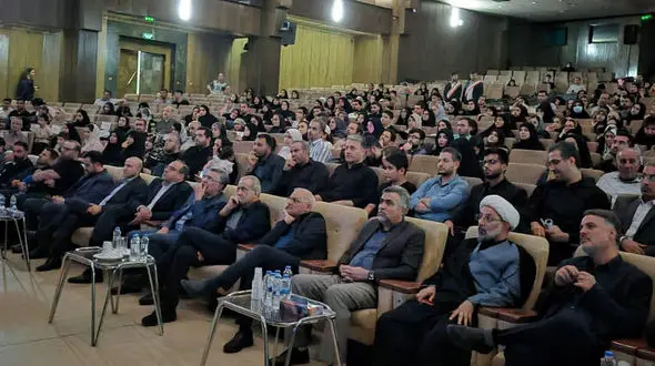 اکران خصوصی فیلم «نیم ‌شب» با حضور رئیس‌ جمهور پزشکیان برگزار شد