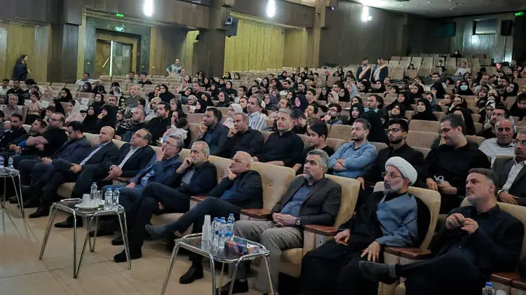 اکران خصوصی فیلم «نیم ‌شب» با حضور رئیس‌ جمهور پزشکیان برگزار شد