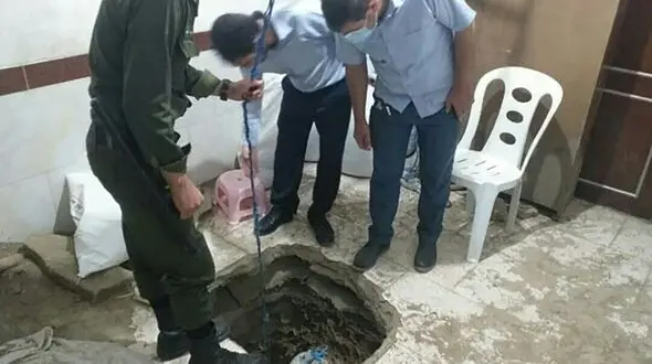 در زیر خانه های اسدآباد گنج پیدا می شود !