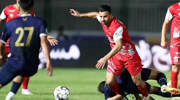 چند وقت از آخرین پاس گل سروش رفیعی می گذرد؟