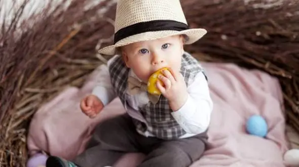 اهمیت تغذیه کودکان نوپا/ به این کودکان چه غذایی بدهیم؟