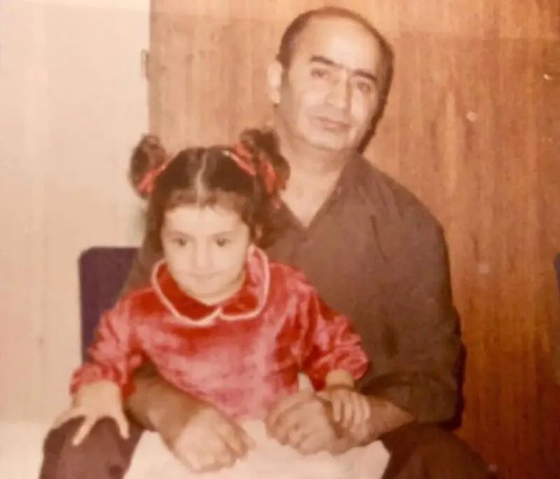 کودکی شبنم قلی خانی
