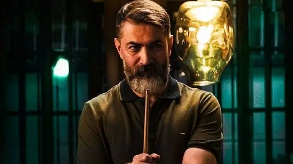 عکس لو رفته از پارسا پیروزفر با سه دختر خاص / آقای بازیگر به دردسر افتاد؟!