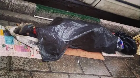  خطر در کمین کارتن خوابی زنان در تبریز